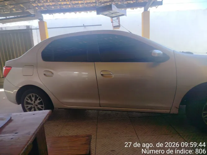 Carros para aluguéis viagens familiares aplicativo