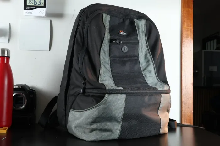 Bolsa Lowepro CompuDaypack