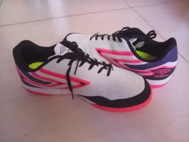 Chuteira De Futsal Umbro Pro 5 Club Bump