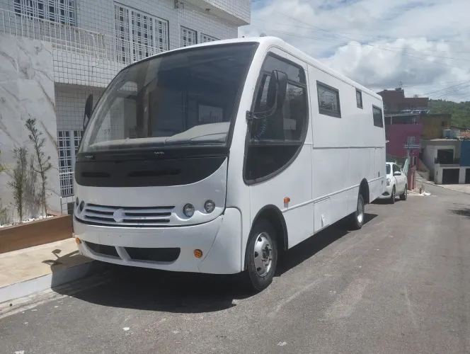 vendo motohome com documento para 7 pessoas
