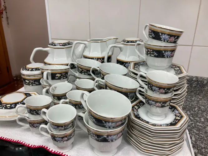 Aparelho de Café e Chá Porcelana Smith
