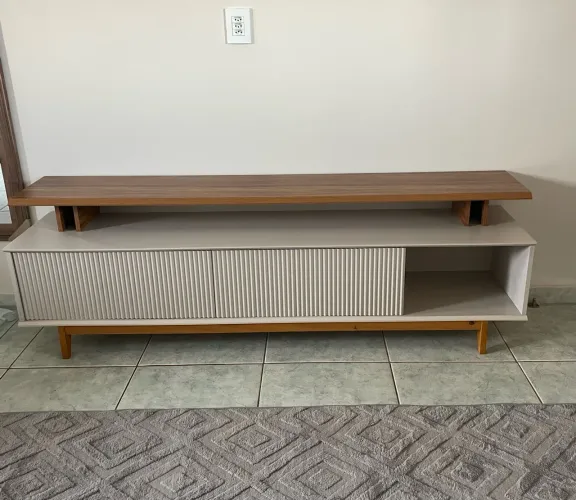Vendo Rack de tv em perfeito estado, sem avarias