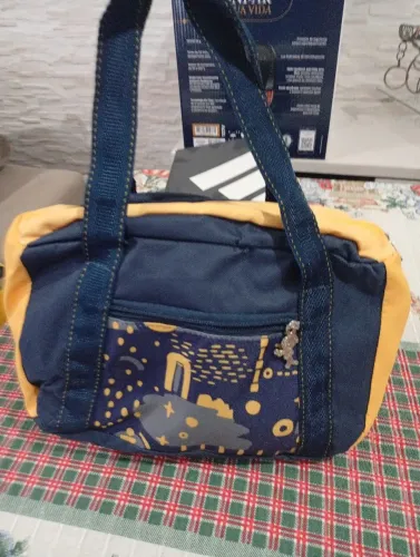Bolsa térmica de mão Sadia