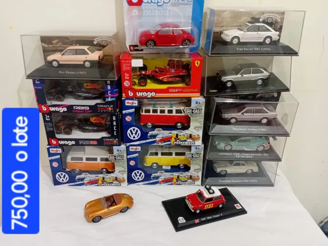 Miniaturas de carros 1/43