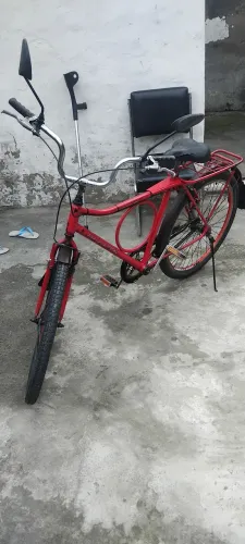 Bicicleta monark vermelha 600