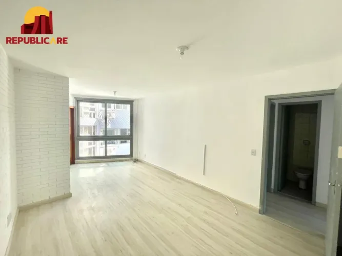 Apartamento-02-Dormitorios-Cidade-Baixa. Garagem.