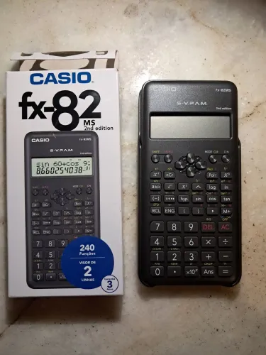 Calculadora Casio fx82