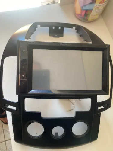 Som i30 Pioneer lcd