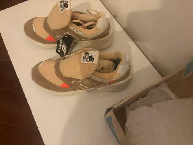 New Balance 574 Original Nunca Usado com Etiqueta Tam. 41