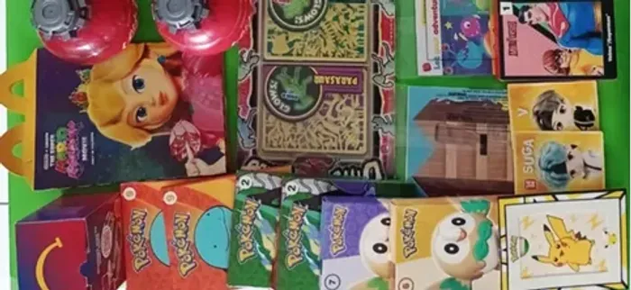 Pokemon Go cartas e figuras ,Mario ,Encanto,sing,Disney (desapego)colecionadores