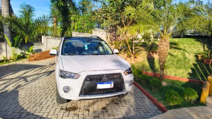 Mitsubishi Outlander 3.0/ GT 3.0 V6 Aut. 2013