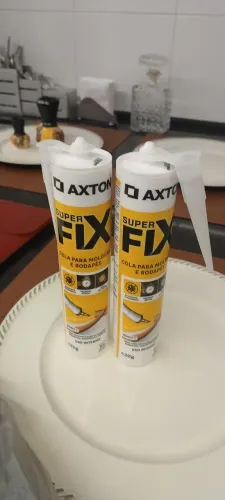 Cola para moldura e rodapés AXTON