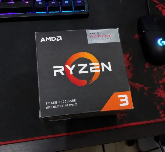 Vendo processador ryzen 3 3200g em perfeito estado.