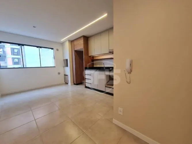 Apartamento com 2 dormitórios para alugar, 46 m² por R$ 2.350,00/mês - Água Verde - Blumen