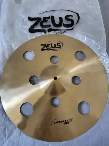 Prato Zeus Cumbals N:17