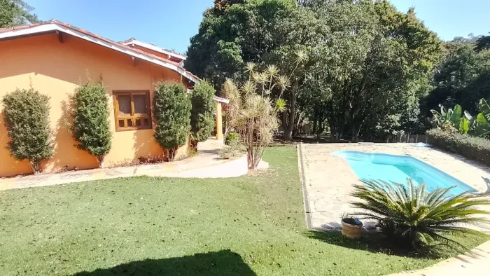 CHÁCARA EM CONDOMINIO PARA LOCAÇÃO - 1.400m² - PISCINA - QUINTAS DO CAMPO LARGO - ARAÇOIAB