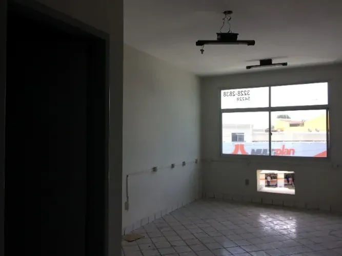SALA COMERCIAL JARDIM LIMOEIRO SERRA ES 25 m2