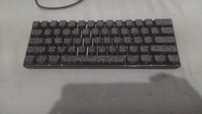 TECLADO 60% VALOR A NEGOCIAR
