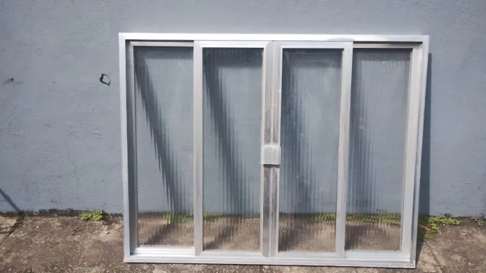 Janela inox