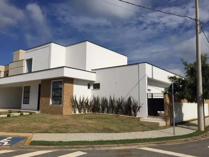 Linda casa térrea a venda no Condomínio Green Park Taubaté por R$ 3.500.000,00