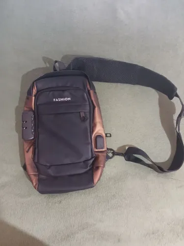 Vendo bolsa de hombro para huber nova.