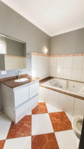Casa 3 dormitórios para Locação em Americana, Parque Novo Mundo, 3 dormitórios, 2 suítes,