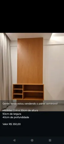 Vendo Rack com painel seminovo