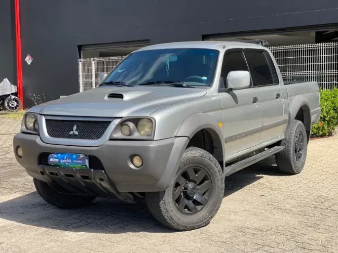 Mitsubishi L200 Sport HPE 2.5 4X4 CD DTI Dies. Aut. 2005