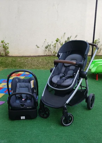 Carrinho de Bebê Maxi Cosi Anna 2 + Bebê conforto