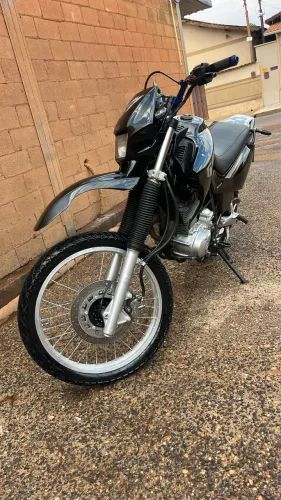 Xt 600 E ano 2000.      R$ 20.000.00 