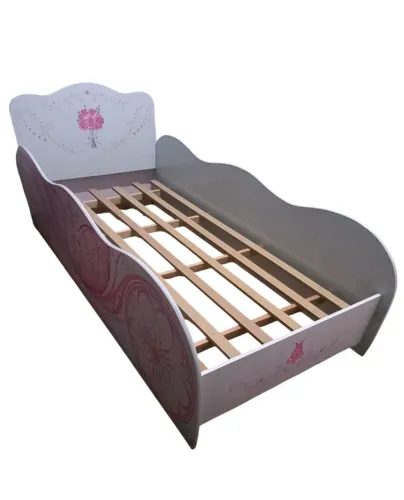 Cama personalizada + Colchão