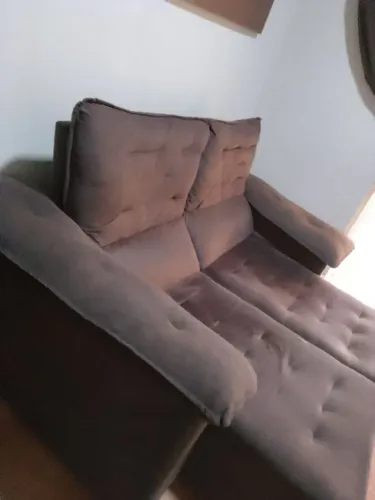 Sofá em perfeito estado de conservação