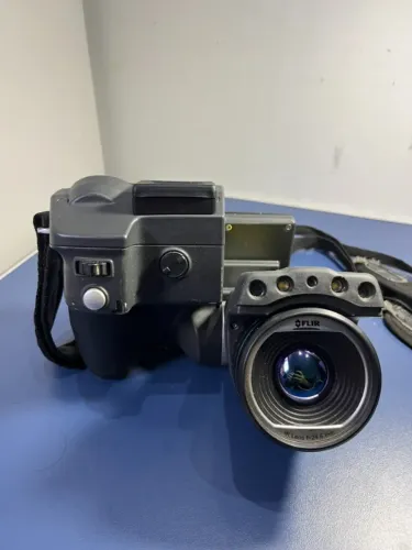 Câmera de Infravermelho Flir T650sc