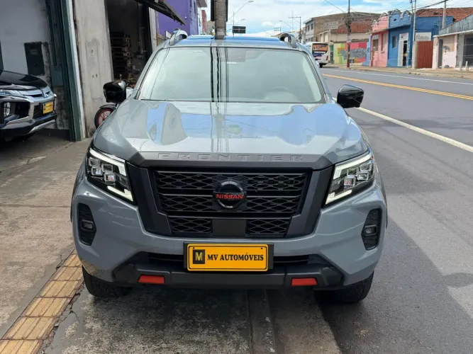 Nissan Frontier PRO-4X 2023