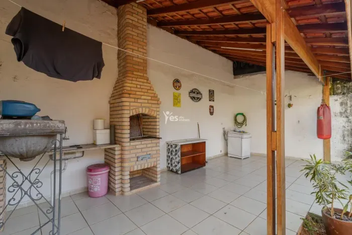 Sobrado para alugar, com 100m², 2 quartos sendo 1 suíte e 2 vagas de garagem - Vila Assunç