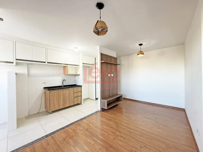 Apartamento com 2 quartos para alugar por R$ 1800.00, 50.14 m2 - VILA EMILIA - MARINGA/PR