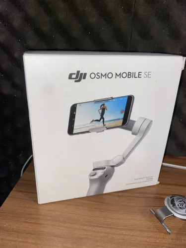 Estabilizador DJI Osmo Mobile SE (Gimbal/Tripé)