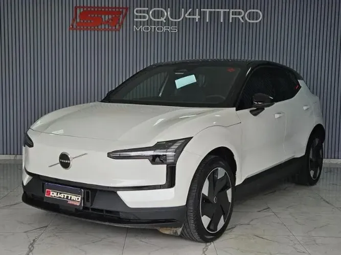 Volvo EX30 E60 Plus (elétrico) 2024