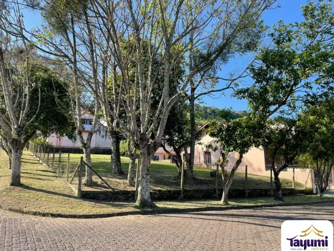 Excelente terreno de esquina no bairro Arroio Grande em Santa Cruz do Sul.