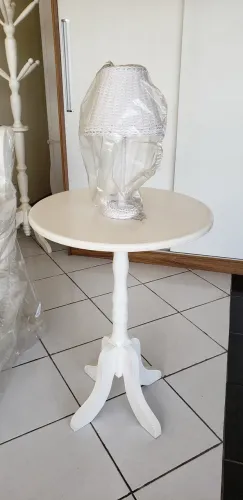 Mesa de conto maciço