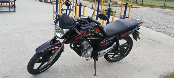 Aceita troca por carro ou moto maior