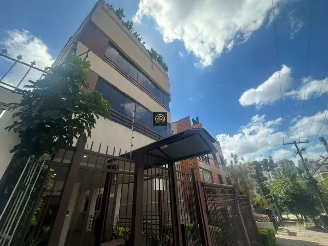 Cobertura em Porto Alegre, Petrópolis, com 2 quartos, 139,56m²