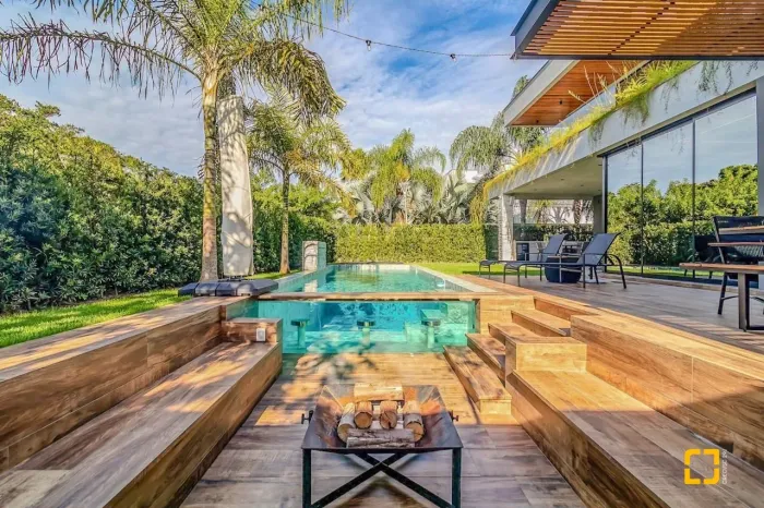 Jurerê Internacional - 4 suítes - Piscina - Amoreville - Florianópolis / SC