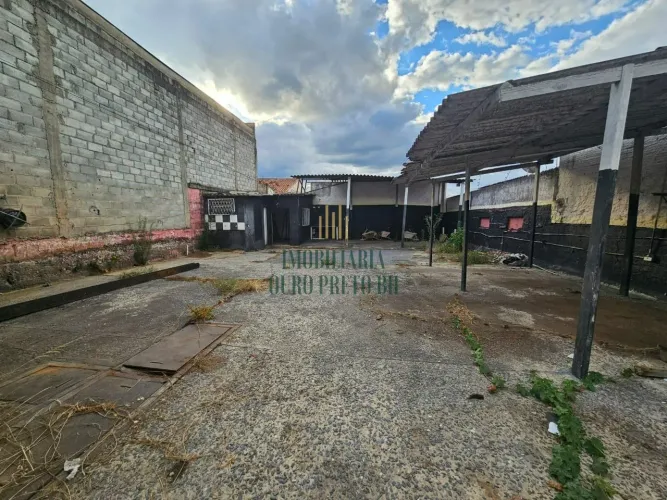 Excelente Lote/Terreno à Venda, 360 m² no Planalto