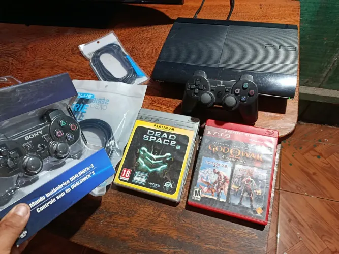 Ps3 destravado com 2 controles e 58 jogos no HD aceito cartão