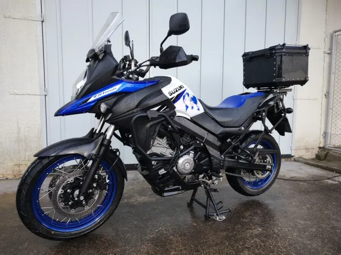 Suzuki vstrom 650 XT 2027, 4.900 km, torro