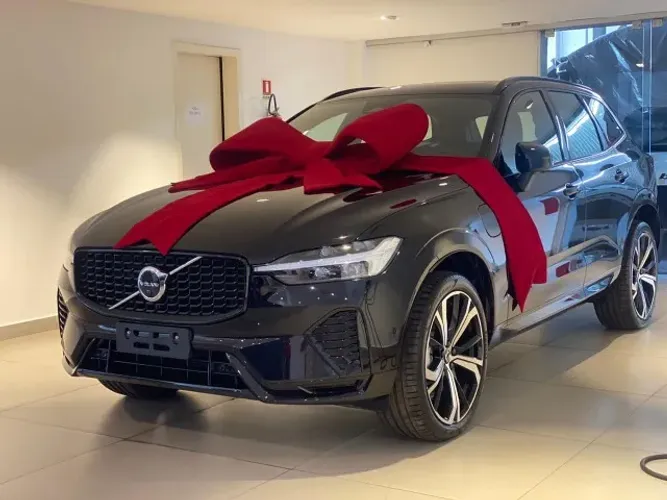 Volvo XC-60 T-8 Ultim.dark 2.0 AWD (híbrido) 2024