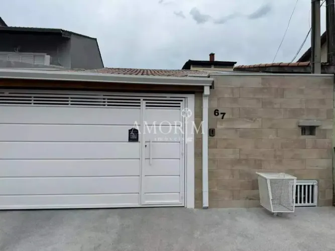 CASA À VENDA COM 2 QUARTOS 1 SUÍTE E 2 VAGAS NO PORTAL DOS IPÊS EM CAJAMAR