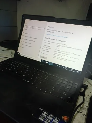 Defeito Notebook Sony Vaio VPCSE Intel Core i7-2640 4GB GPU Video AMD sem HDD