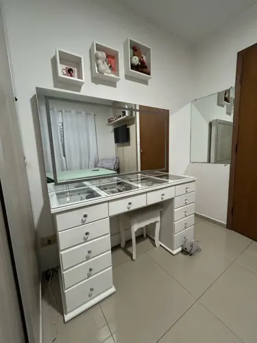 Penteadeira usada